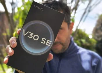 VIVO V30 SE