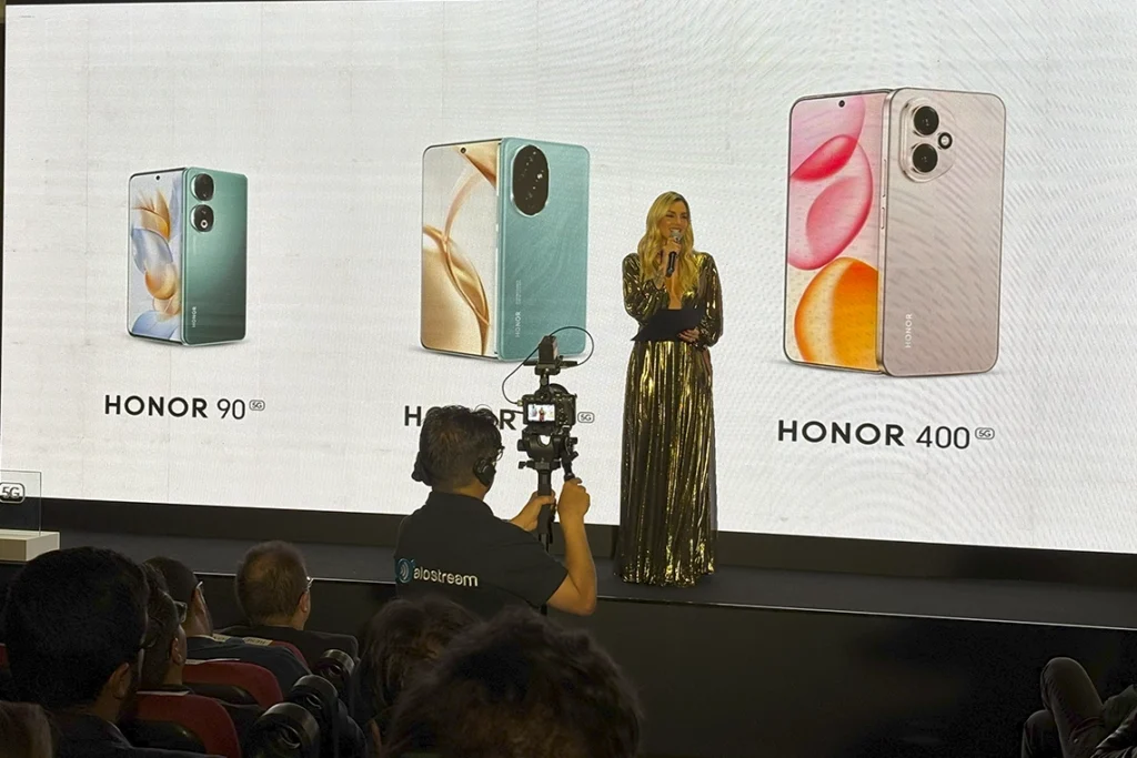 Honor 400
